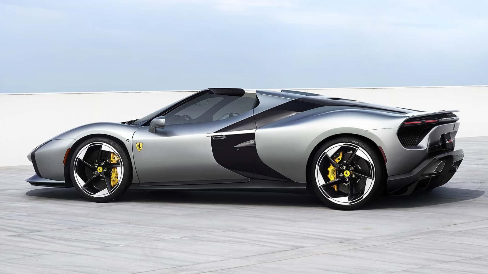Ντεμπούτο για τη νέα Ferrari HC25 με «καθαρό» V8 μοτέρ  